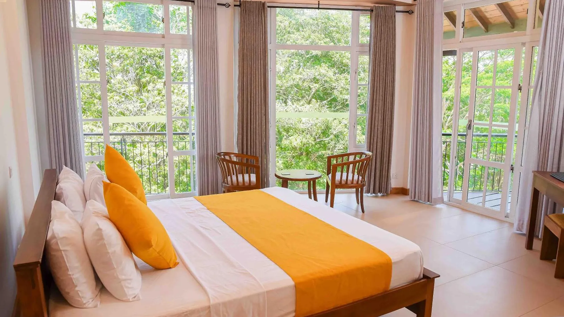 Roberosia - Holiday Home Kandy Guest house